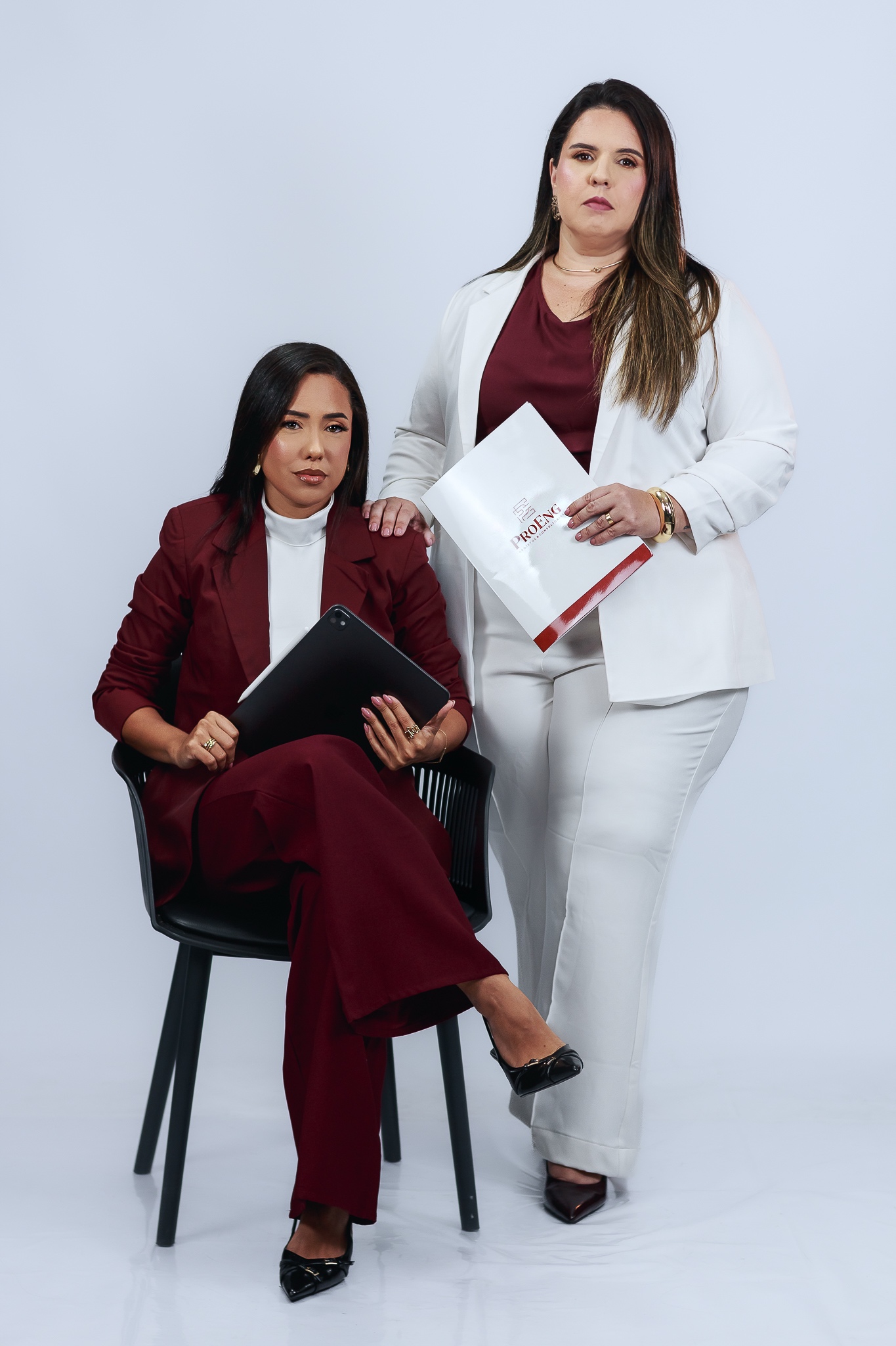 Vanessa Dias de Sousa e Giennah Esteves Martins, sócias e engenheiras da Proeng